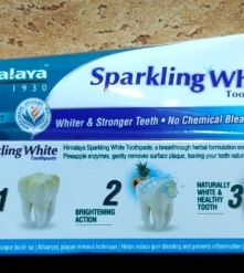 Фото 3 Зубная паста Хималая Спарклинг Вайт Himalaya Sparkling White 80 гр Нежное надежное отбеливание, освежает дыхание, защищает, укрепляет, Индия