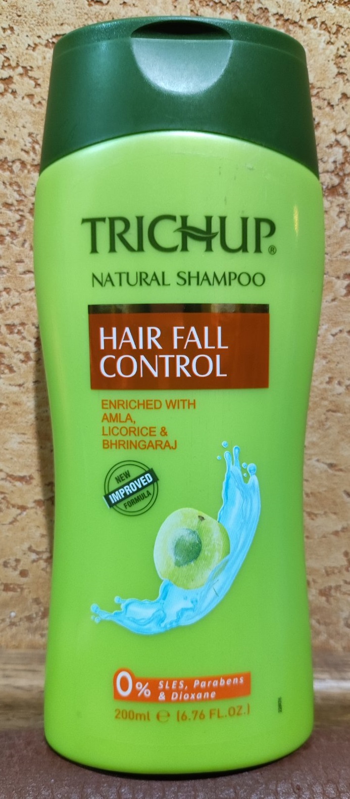 Тричуп шампунь от выпадения волос 200 мл Trichup Shampoo Hair fall control Укрепляет Очищает Освежает, Индия